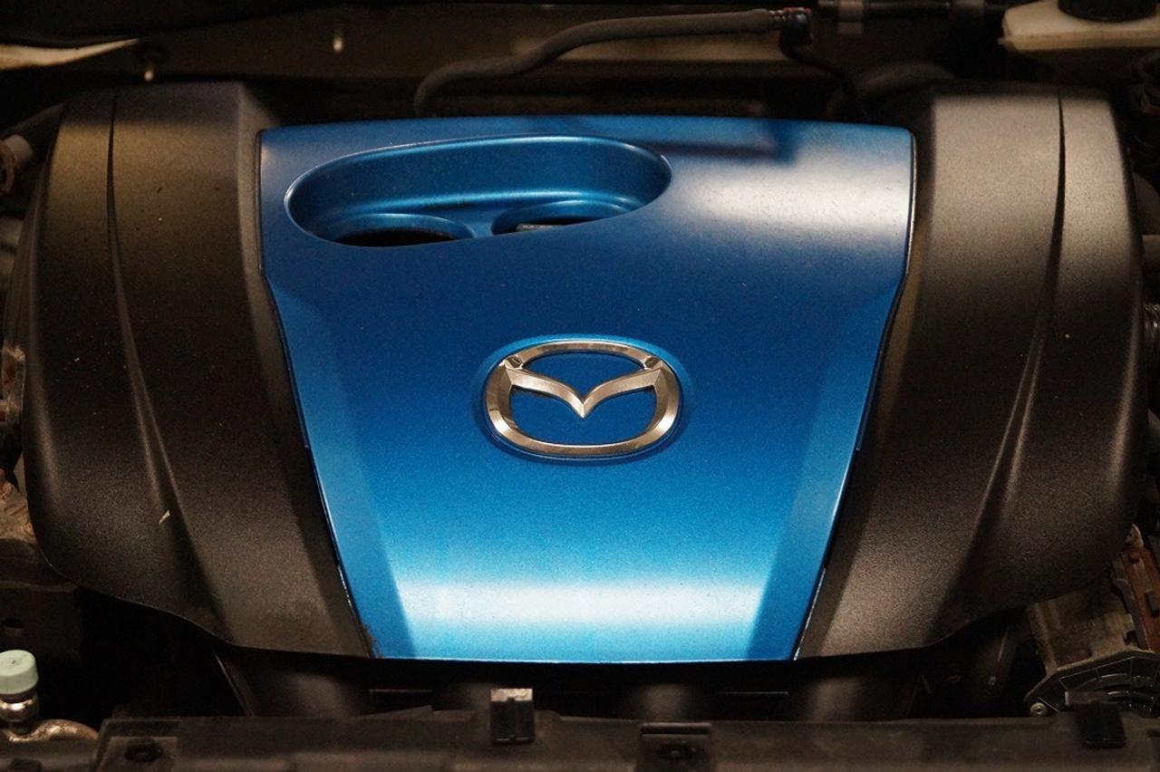 2012 Mazda MAZDA3 GS-SKY Photo