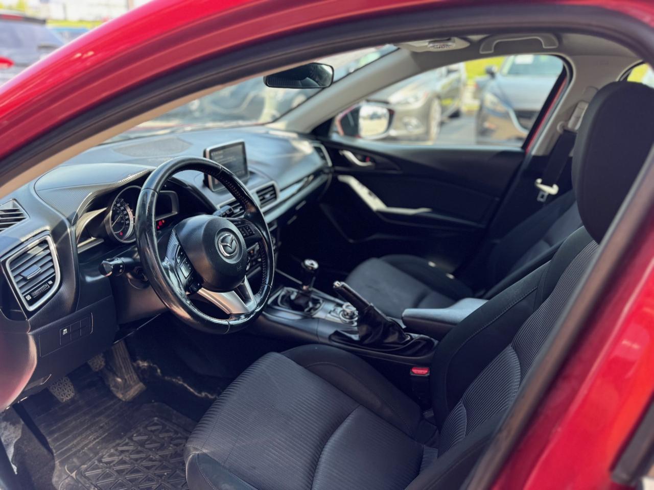 2016 Mazda MAZDA3 4dr HB Sport Man GS Photo