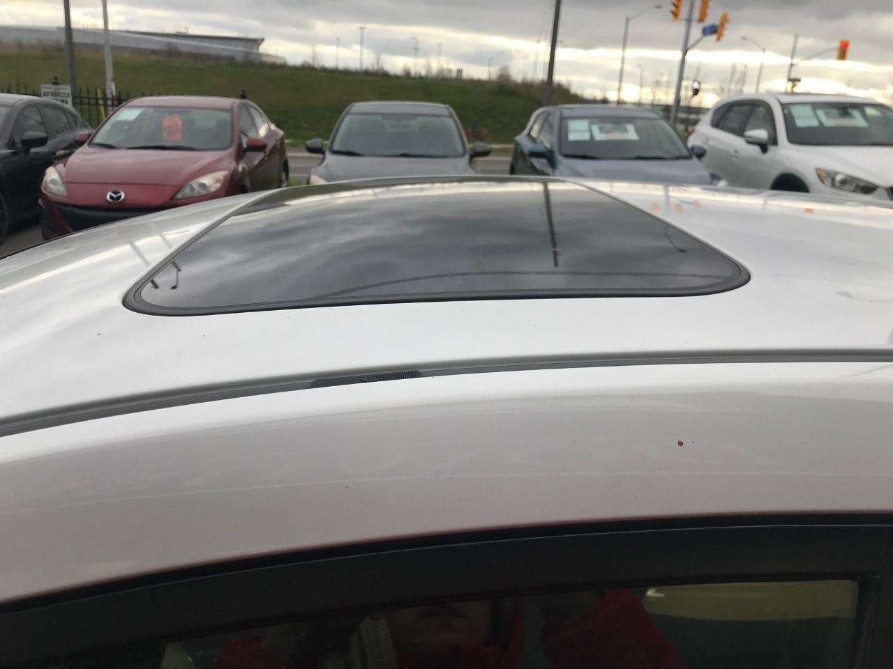 2012 Mazda MAZDA3 4dr HB Sport Auto GS-SKY Photo