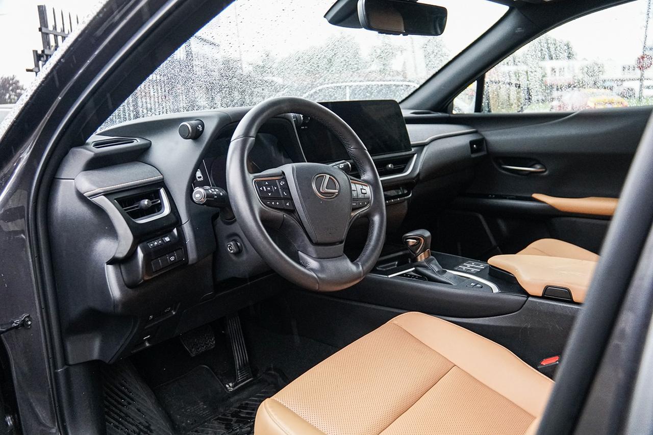 2024 Lexus UX UX 250h HYBRID|AWD|ONE OWNER|BSM|COOLED SEAT| Photo