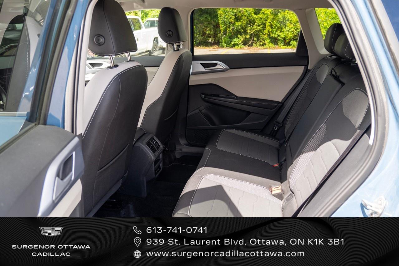 2026 Volkswagen Taos Comfortline 4Motion Photo