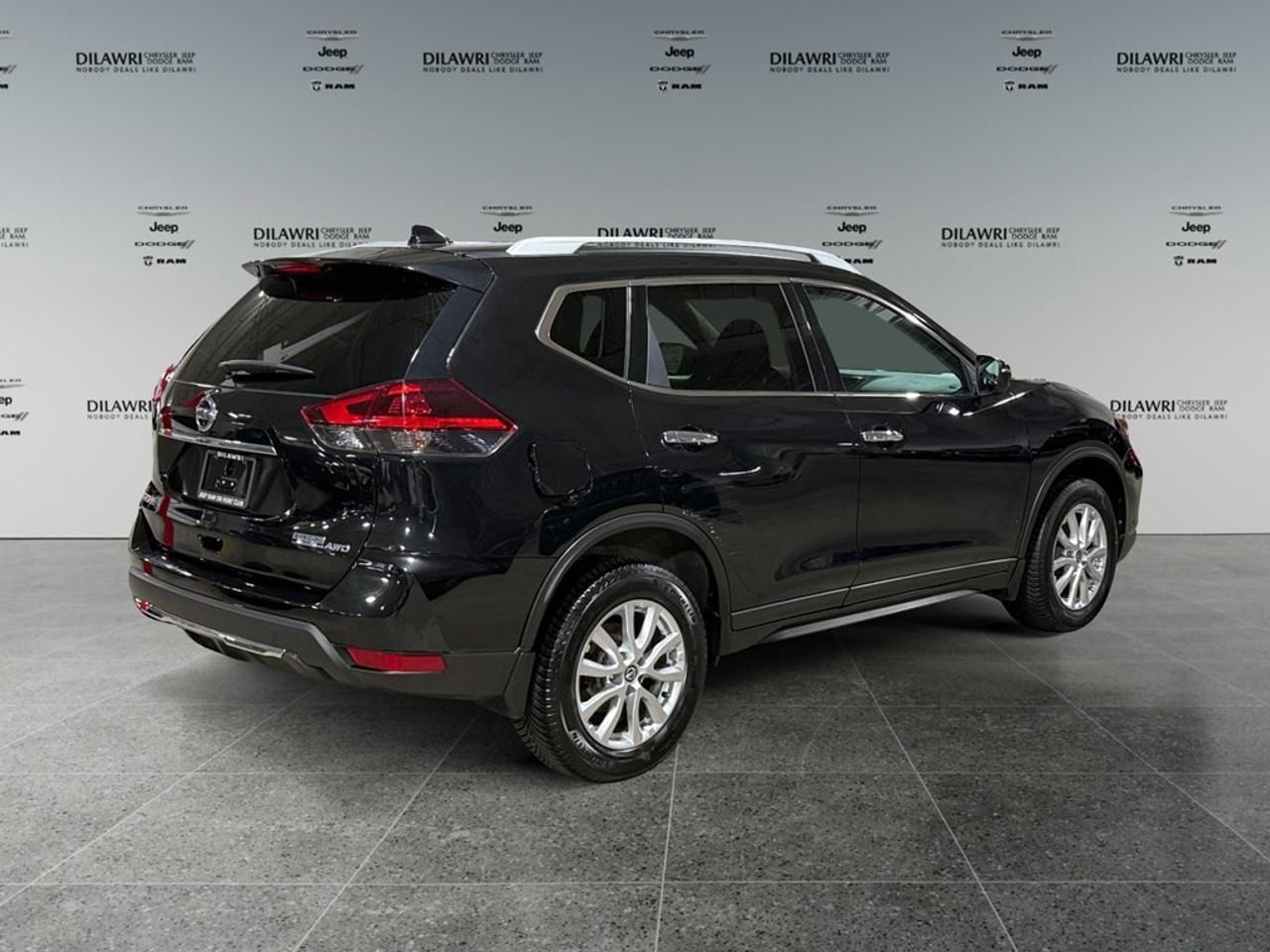 2020 Nissan Rogue AWD S Photo
