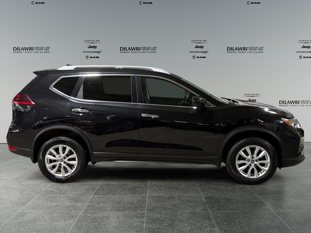 2020 Nissan Rogue AWD S Photo