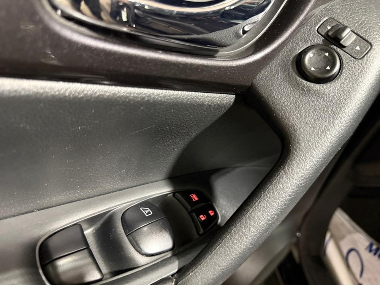 2020 Nissan Rogue AWD S Photo