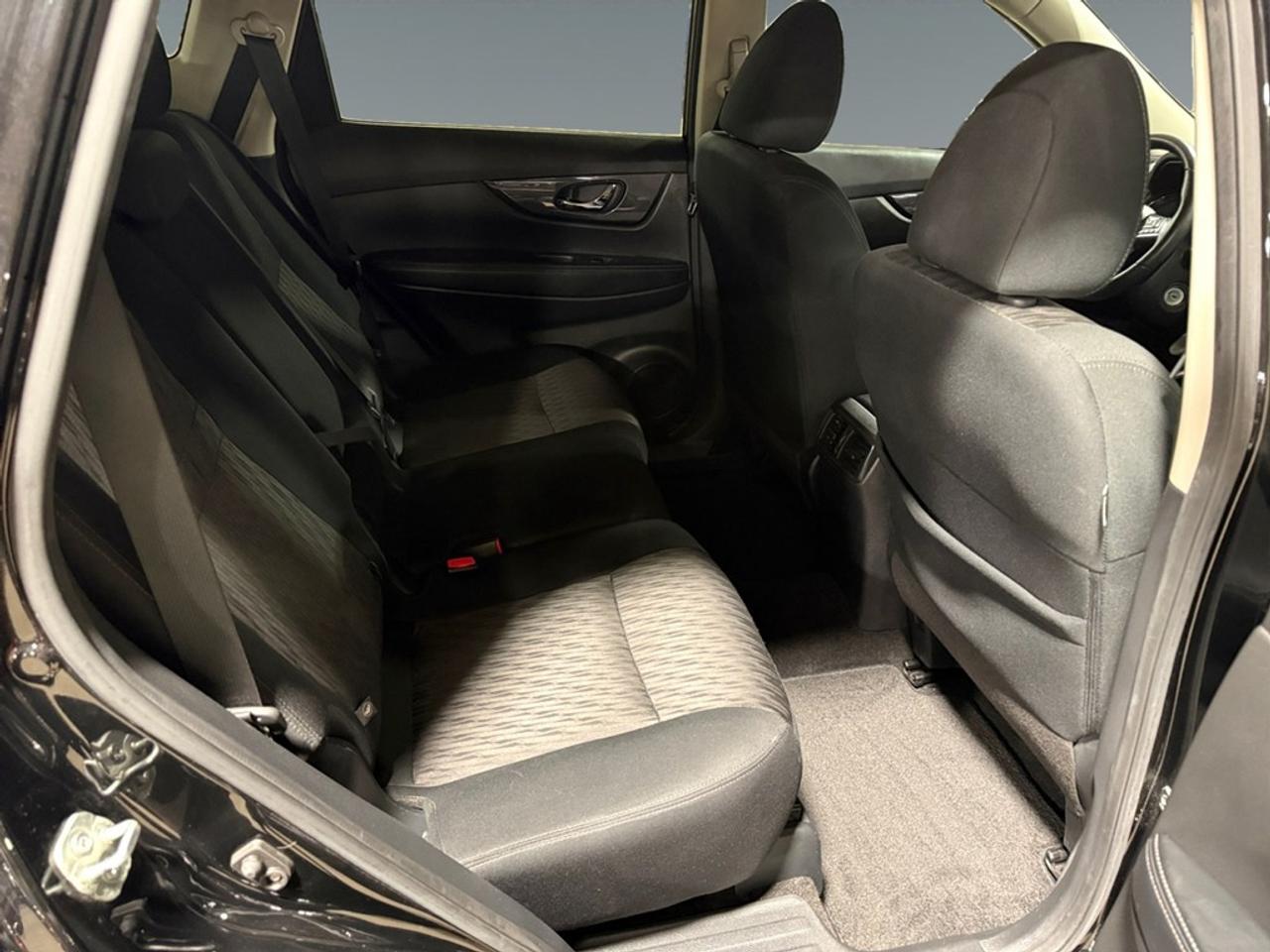 2020 Nissan Rogue AWD S Photo