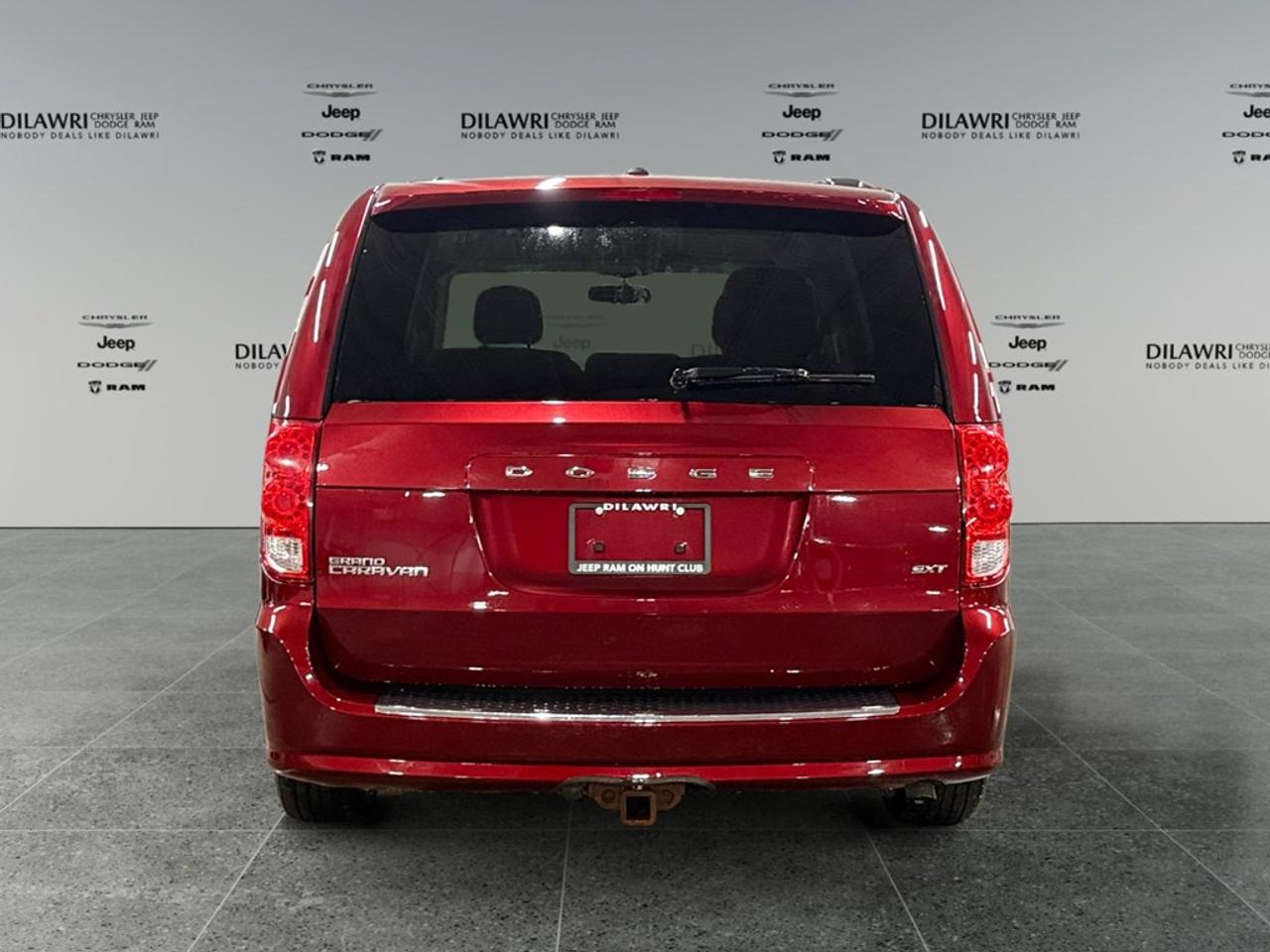 2017 Dodge Grand Caravan 4dr Wgn SXT Photo3