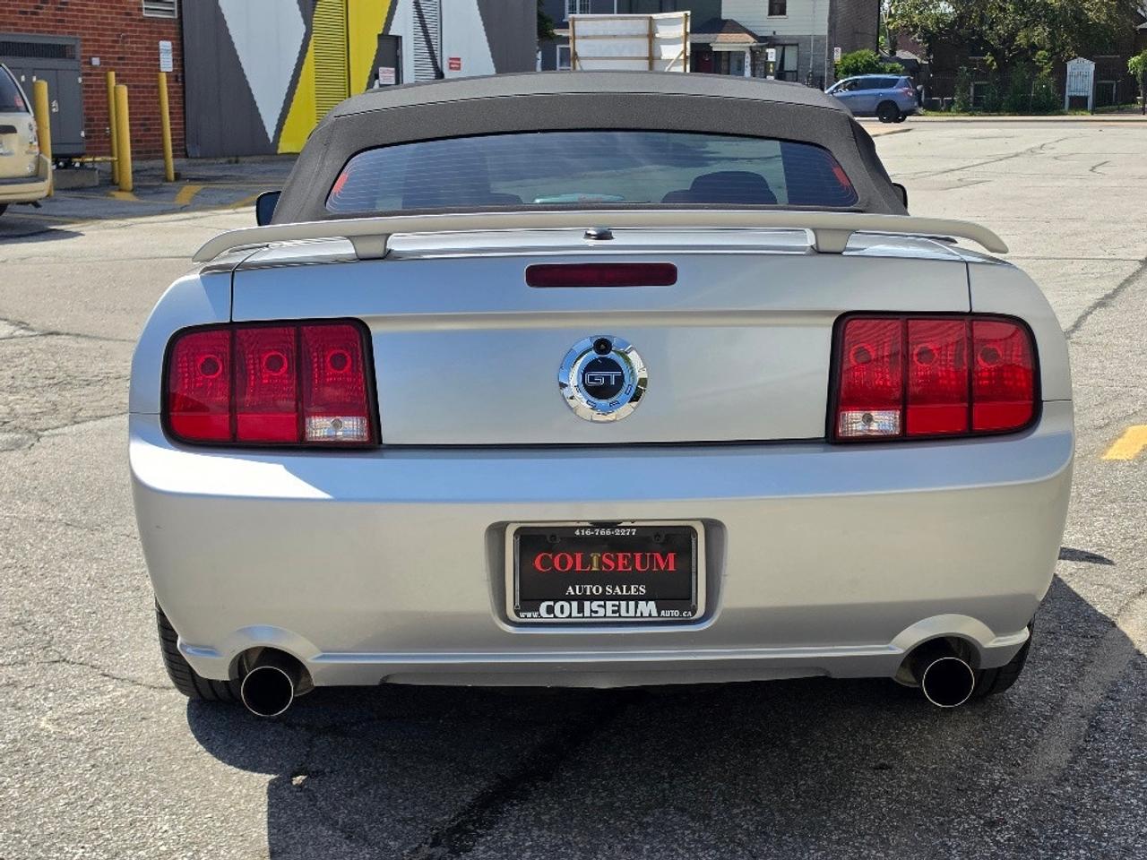 2009 Ford Mustang GT CONVERTIBLE-5 SPEED MANUAL-V8 Photo