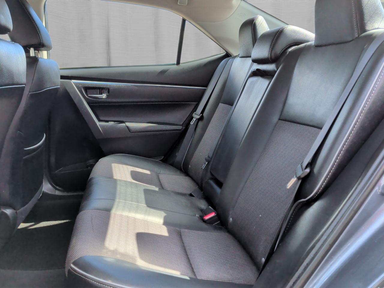2015 Toyota Corolla S Photo