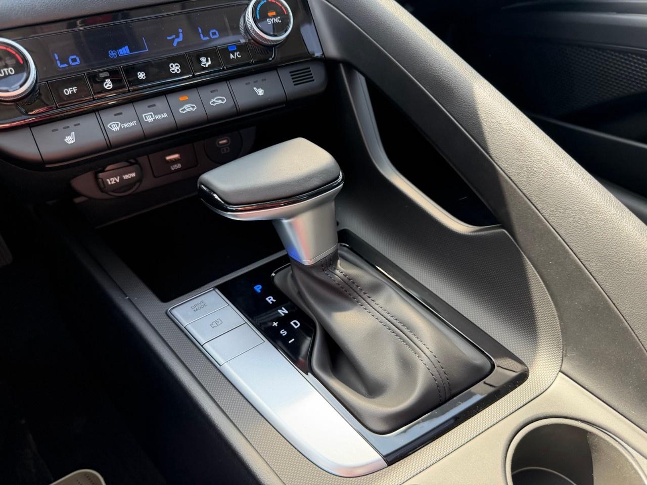 2026 Hyundai Elantra Preferred IVT w/Tech Pkg Photo