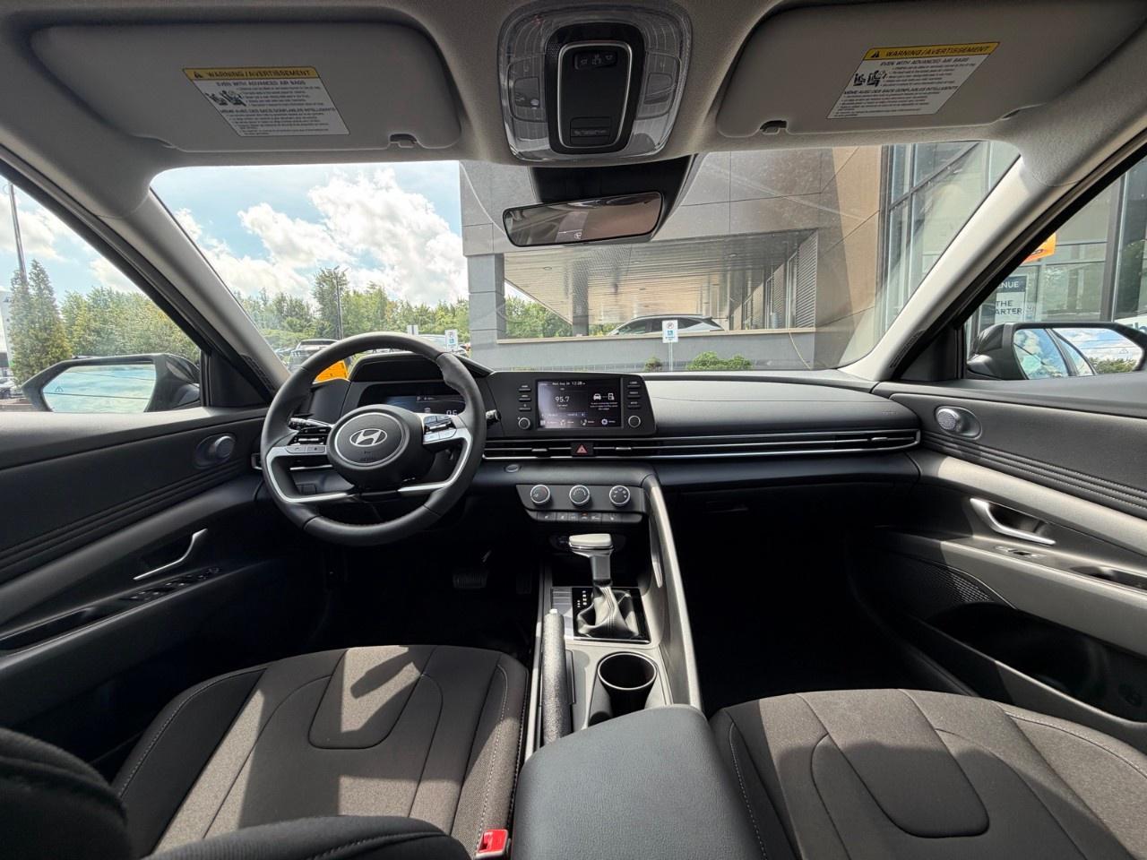 2026 Hyundai Elantra Preferred IVT Photo