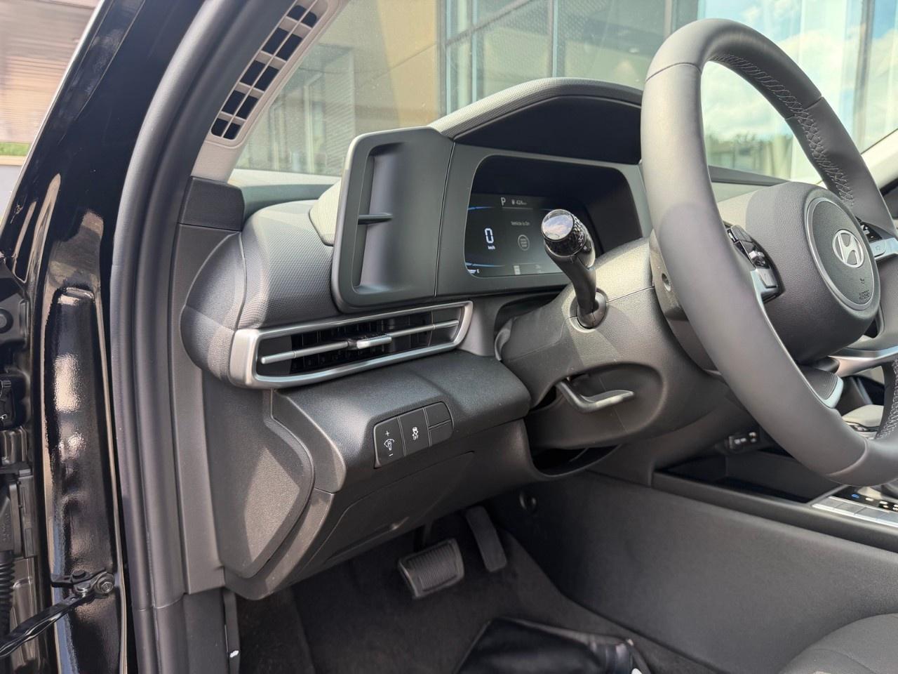 2026 Hyundai Elantra Preferred IVT Photo