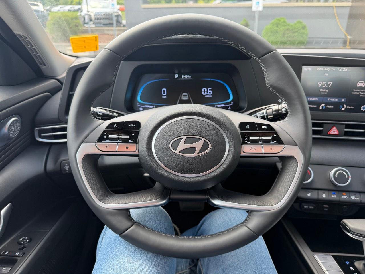 2026 Hyundai Elantra Preferred IVT Photo