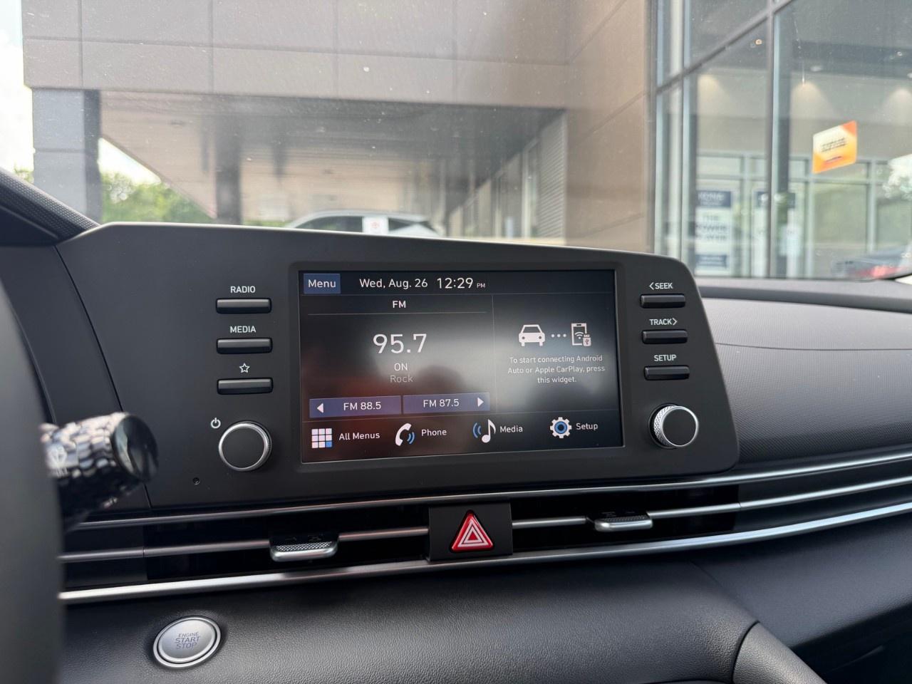 2026 Hyundai Elantra Preferred IVT Photo