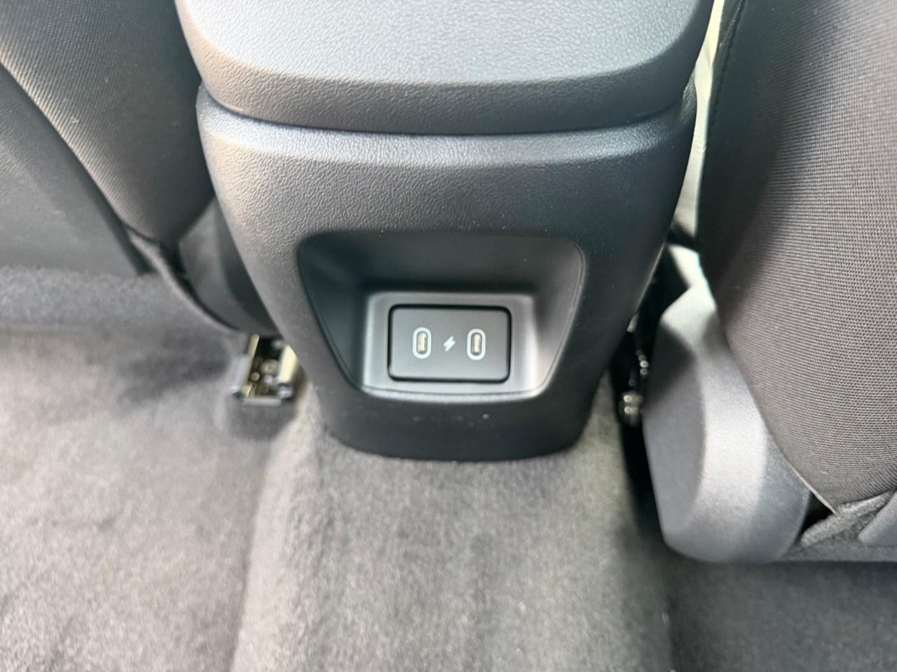 2026 Hyundai Elantra Preferred IVT Photo