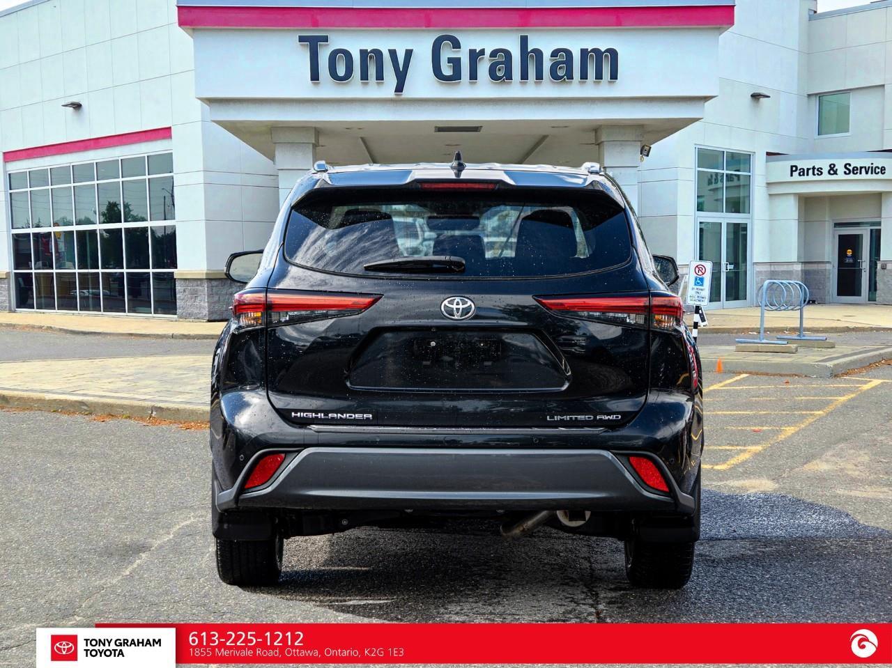 2022 Toyota Highlander LIMITED  Photo