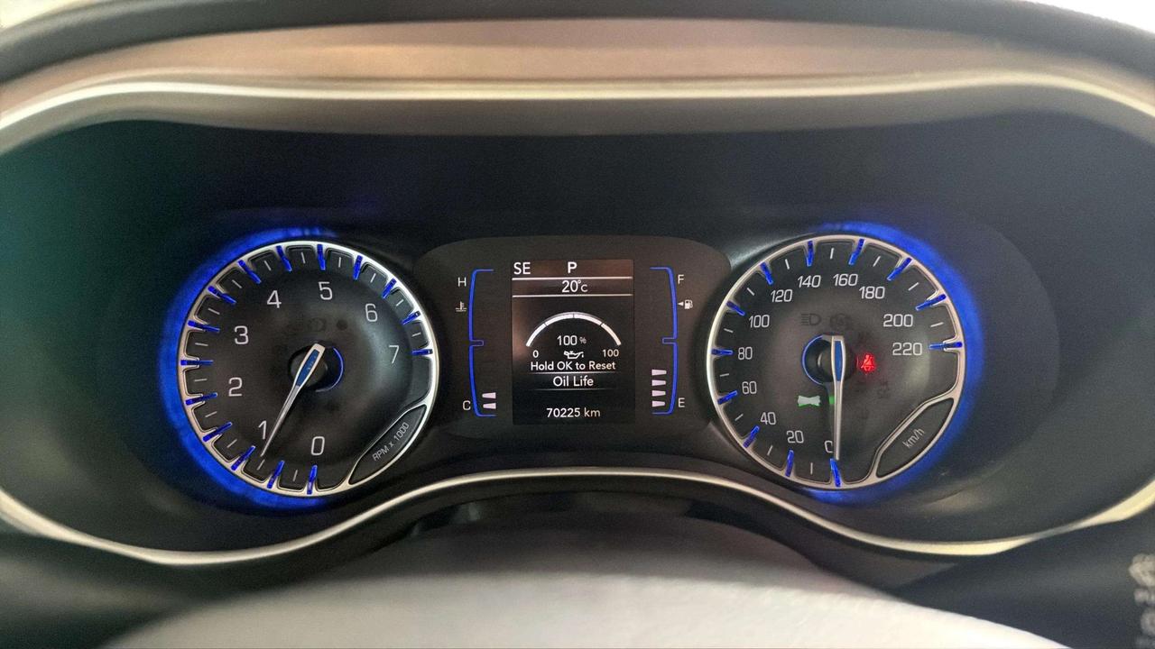 2023 Dodge Grand Caravan SXT | PUSH START | HTD STEERING | 11 SERVICE REC Photo