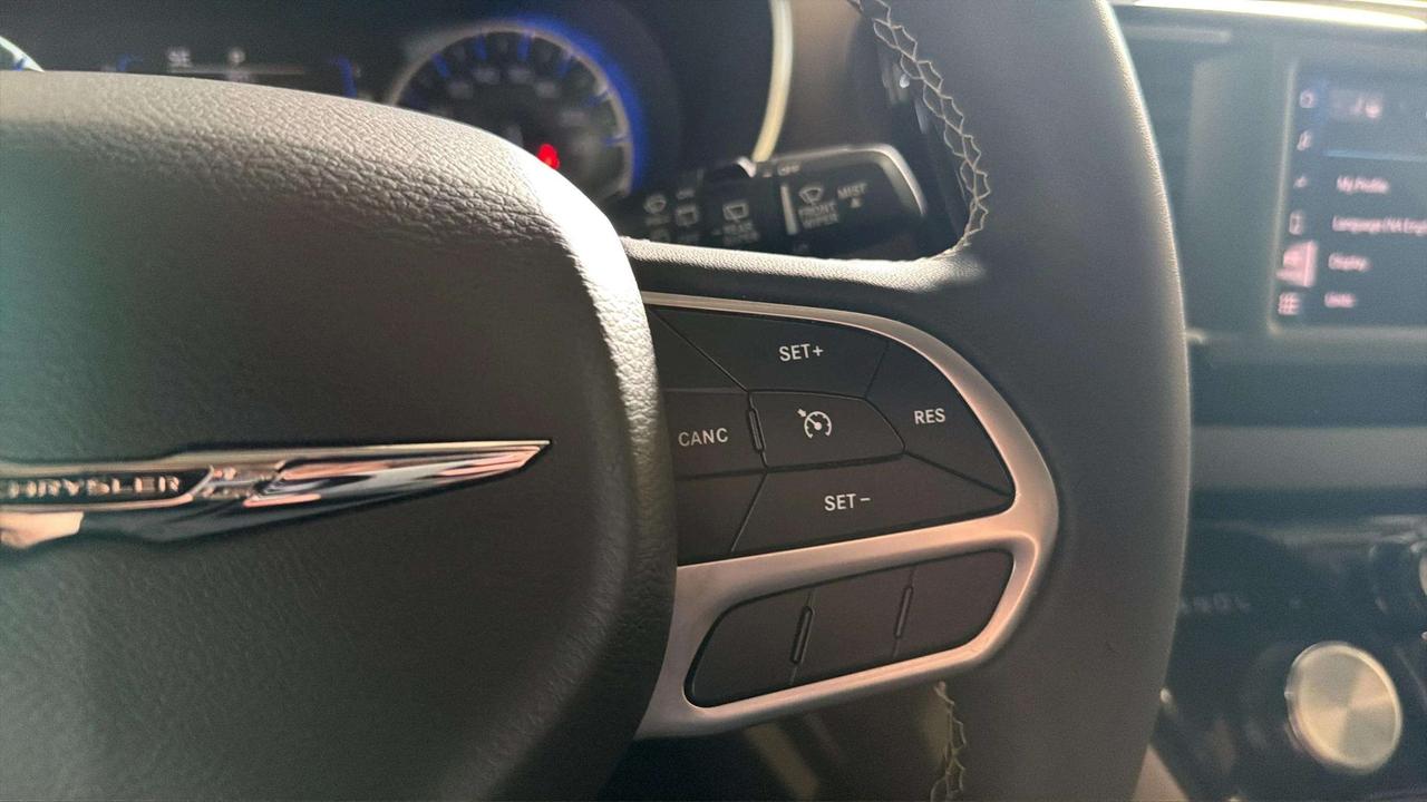 2023 Dodge Grand Caravan SXT | PUSH START | HTD STEERING | 11 SERVICE REC Photo