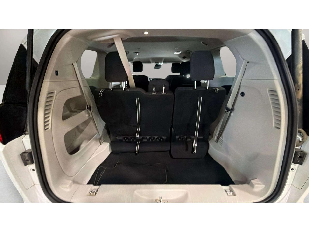 2023 Dodge Grand Caravan SXT | PUSH START | HTD STEERING | 11 SERVICE REC Photo