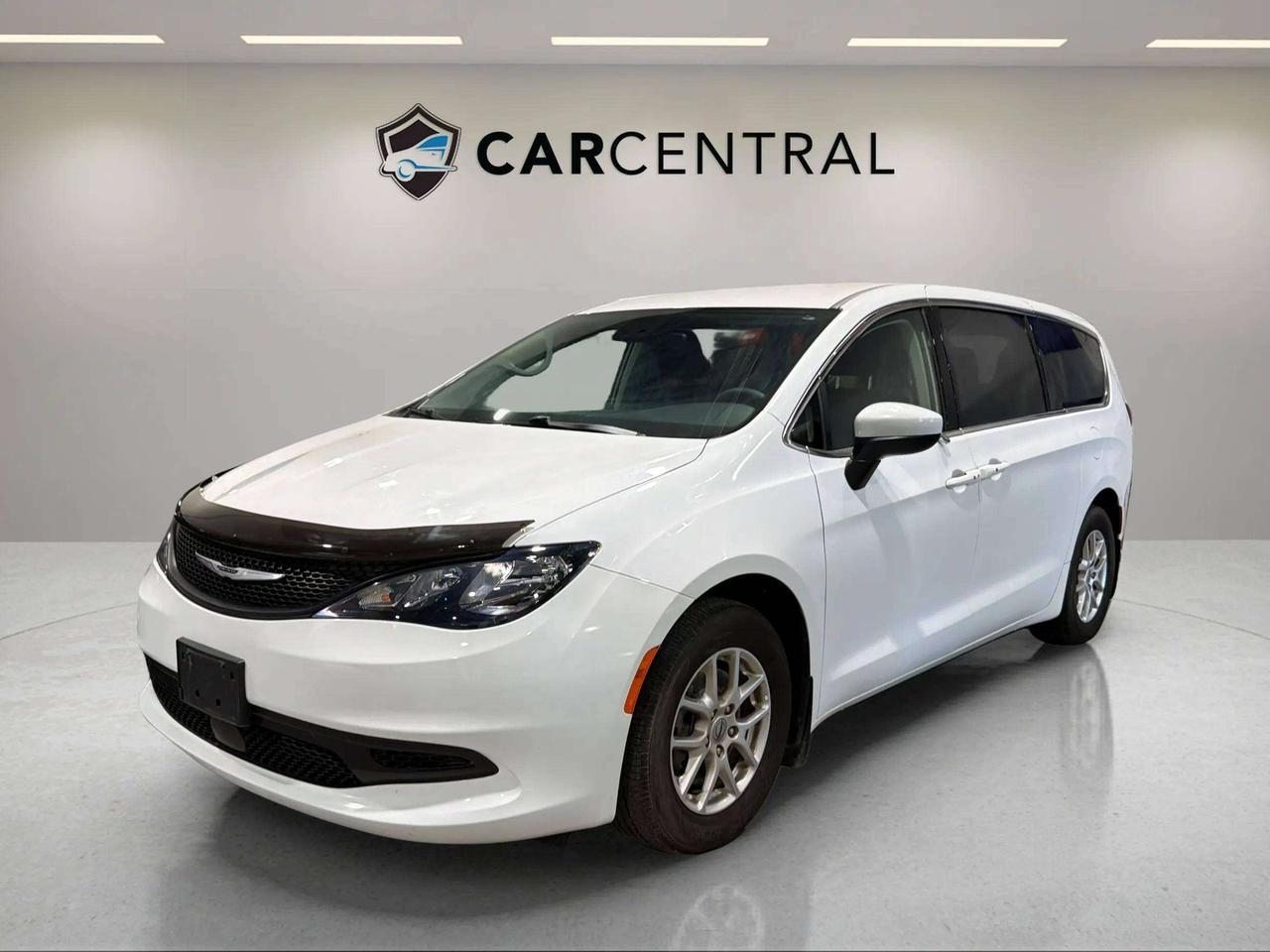 2023 Dodge Grand Caravan SXT | PUSH START | HTD STEERING | 11 SERVICE REC Photo0