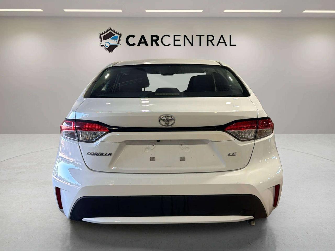 2020 Toyota Corolla LE| ONE OWNER| HTD SEATS| CARPLAY Photo3