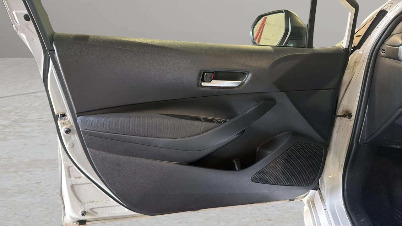 2020 Toyota Corolla LE| ONE OWNER| HTD SEATS| CARPLAY Photo