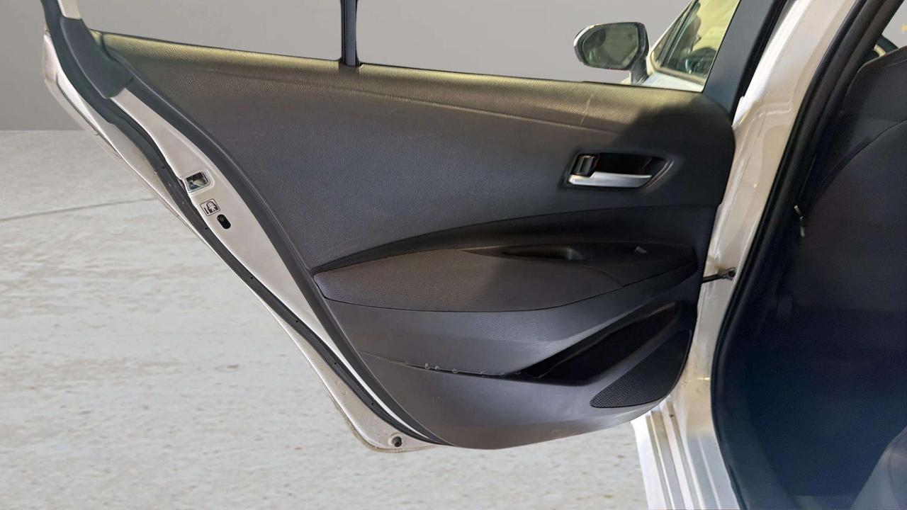 2020 Toyota Corolla LE| ONE OWNER| HTD SEATS| CARPLAY Photo