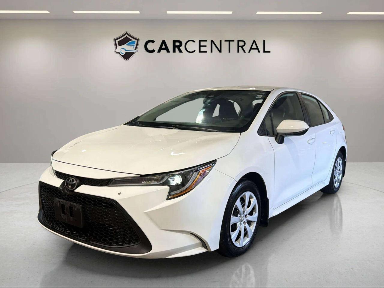 2020 Toyota Corolla LE| ONE OWNER| HTD SEATS| CARPLAY Photo