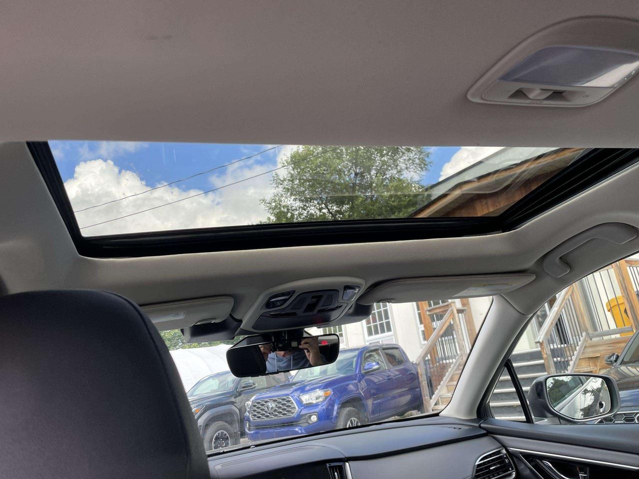 2024 Subaru Outback Onyx ONYX, EYSIGHT, HARMAN KARDON, ALL WEATHER SEATS, ROOF, HTD.SEATS, BK.CAM Photo