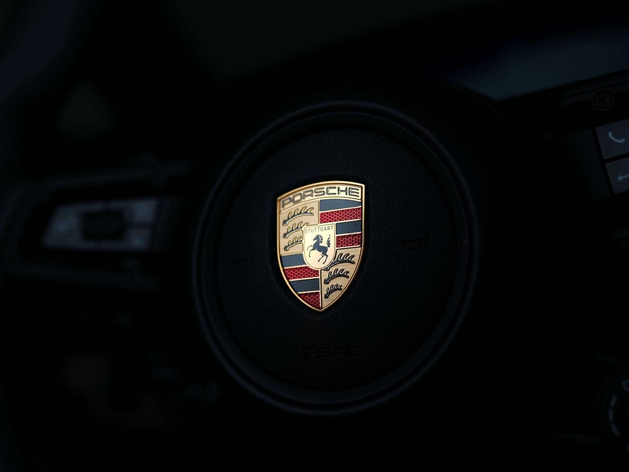 2025 Porsche Panamera 4 | E-HYBRID | PREMIUM PLUS | 20 IN Photo