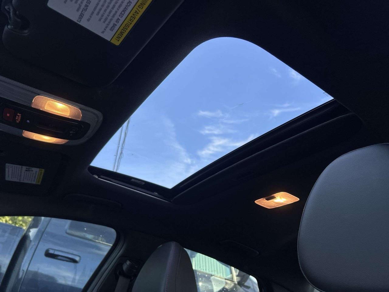 2023 Hyundai Elantra ULTIMATE | 201HP TURBO | LEATHER | SUNROOF Photo5