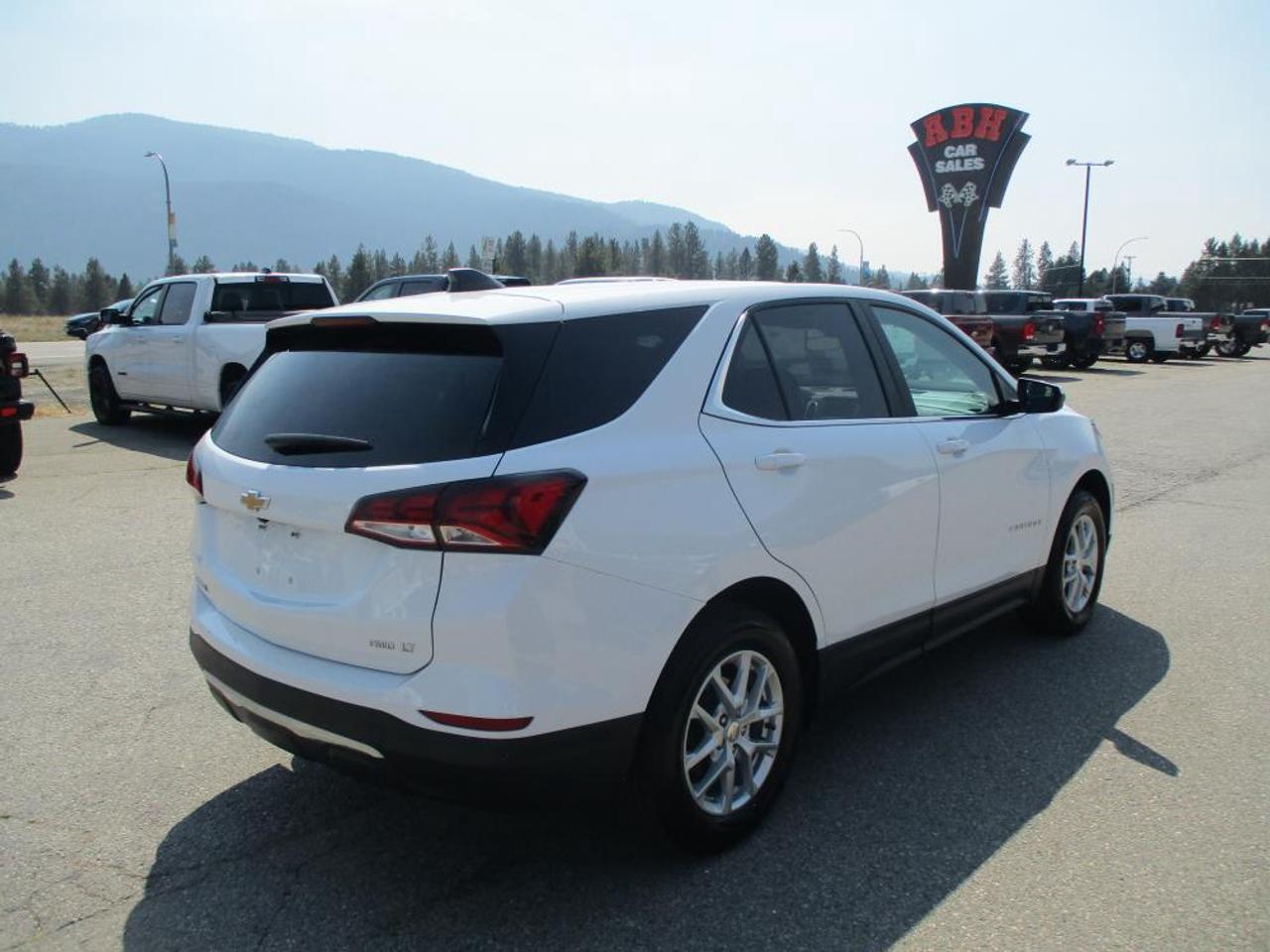 2024 Chevrolet Equinox LT AWD - Photo #5