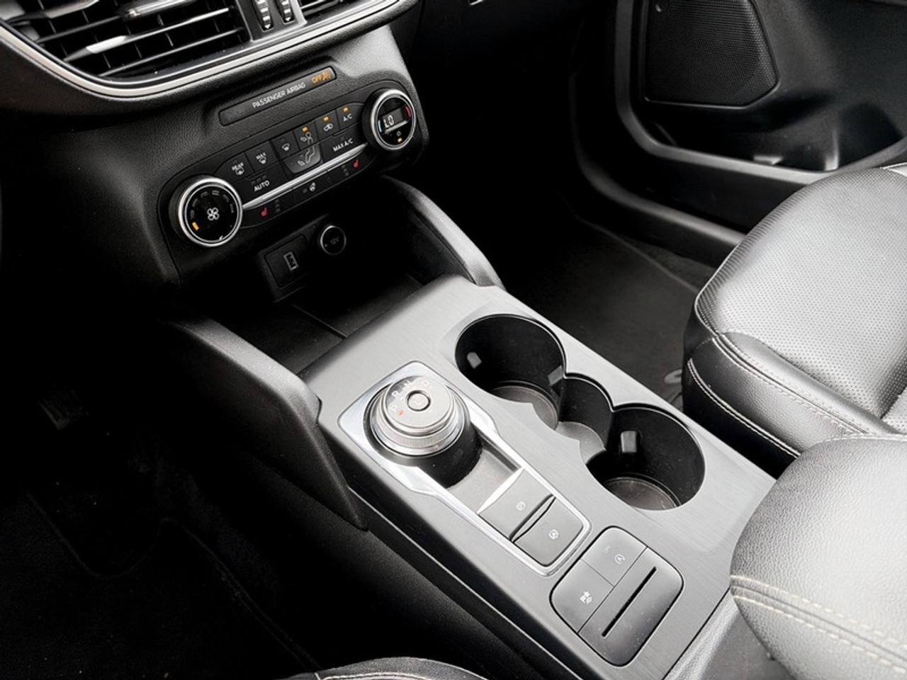 2020 Ford Escape SEL Photo