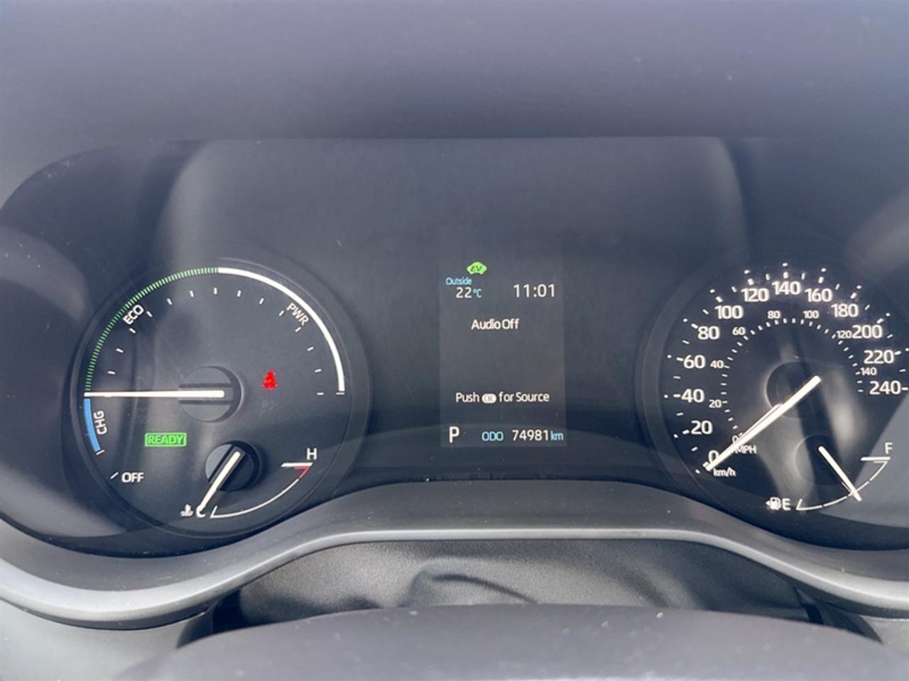 2021 Toyota Sienna XLE  **CLEAN CARFAX - HYBRID** Photo