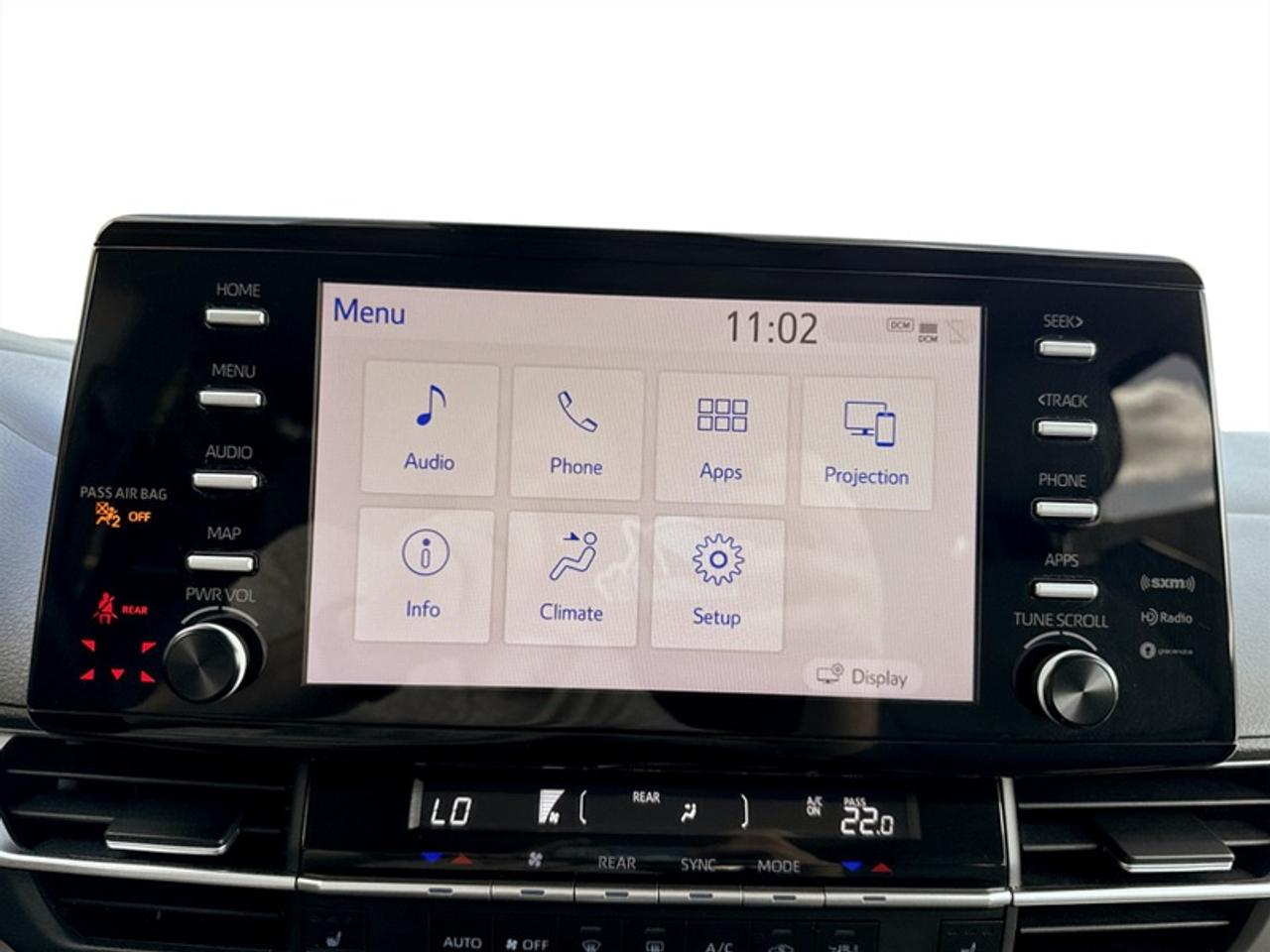 2021 Toyota Sienna XLE  **CLEAN CARFAX - HYBRID** Photo