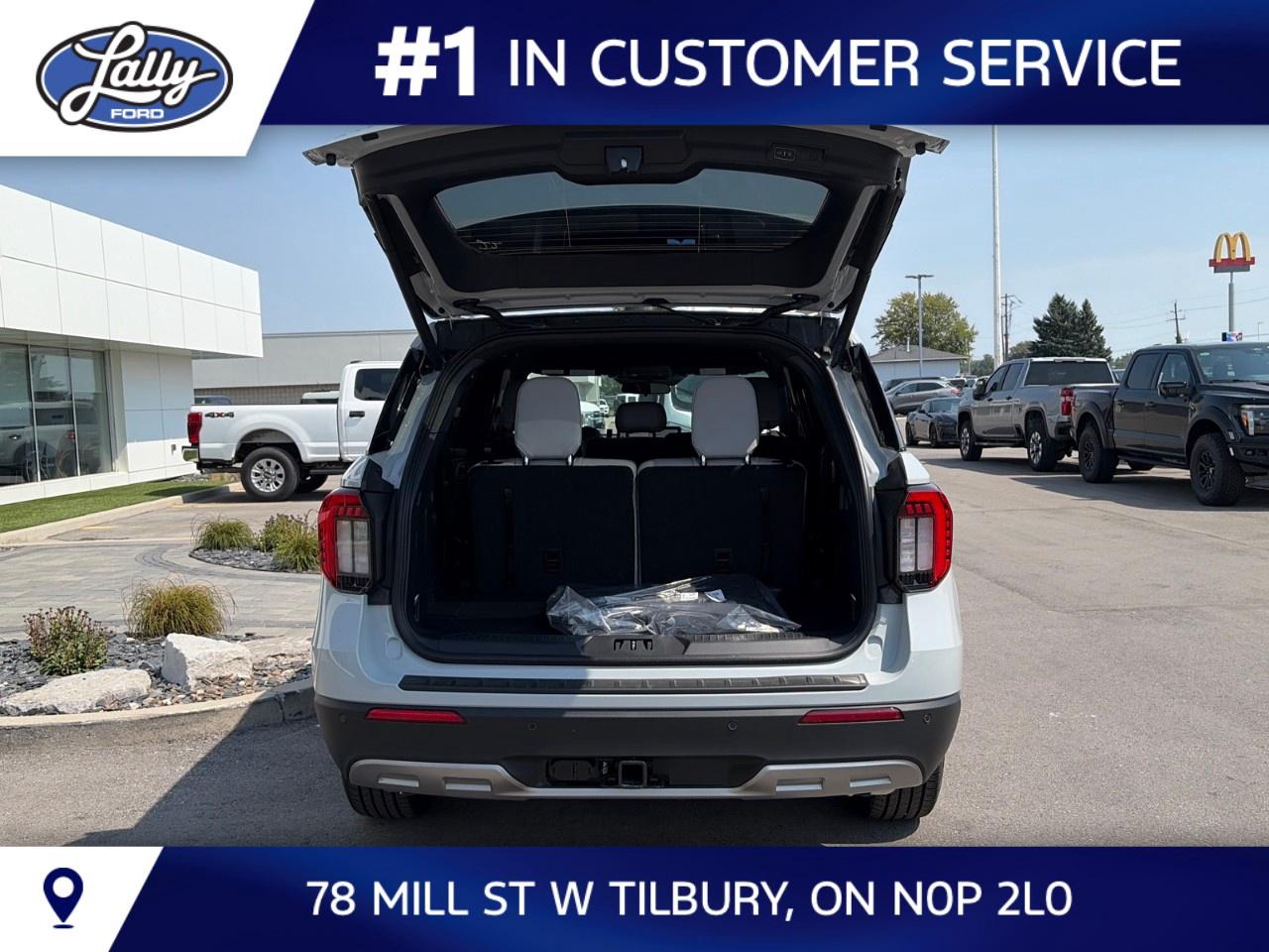 2027 Ford Explorer Active w/200A Pkg 4WD Photo4