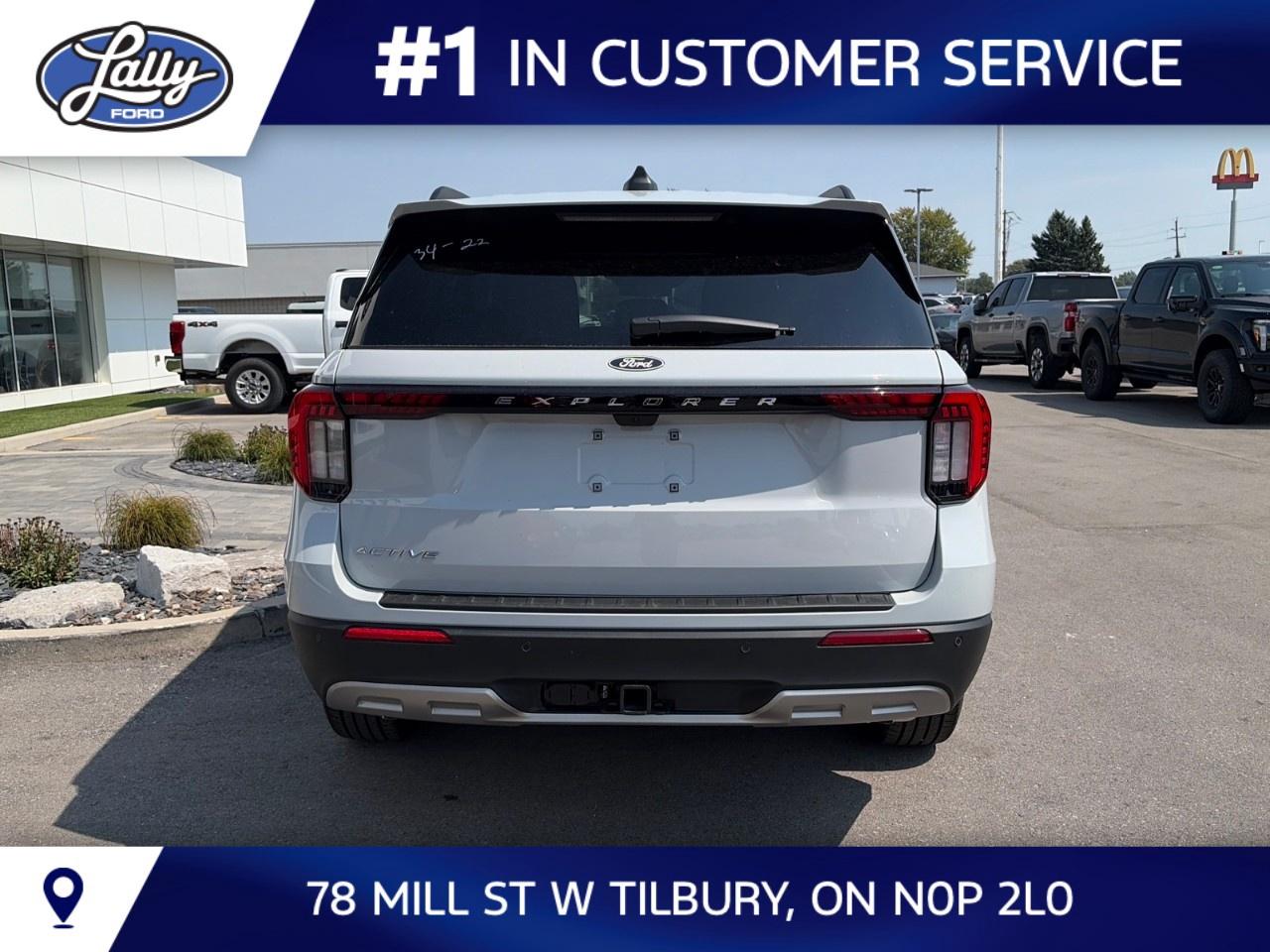 2027 Ford Explorer Active w/200A Pkg 4WD Photo