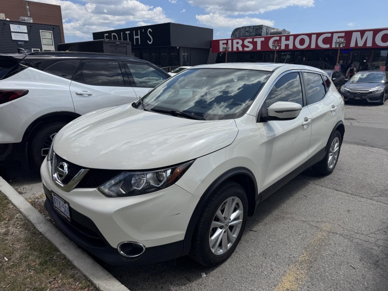 Used 2017 Nissan Qashqai SV AWD ~AUTOMATIC, FULLY CERTIFIED WITH WARRANTY!! for sale in North York, ON