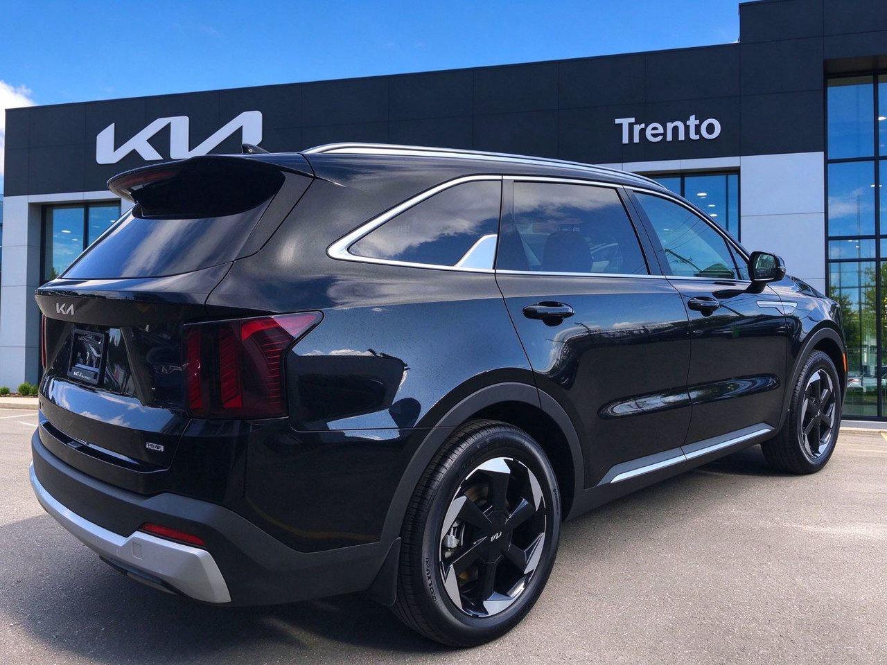 2026 Kia Sorento EX HEV AWD | 19 Alloys | LED | Leather | GasSaver Photo4