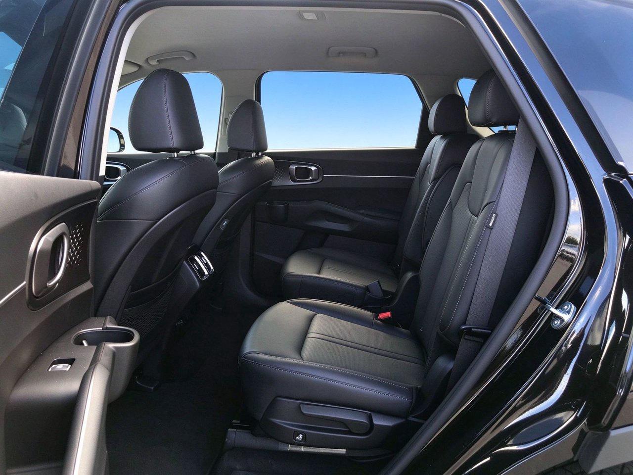 2026 Kia Sorento EX HEV AWD | 19 Alloys | LED | Leather | GasSaver Photo