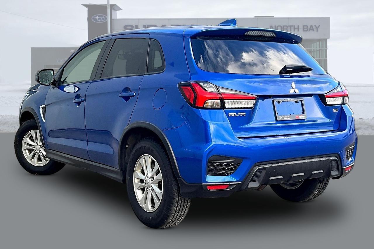 2024 Mitsubishi RVR SE | Backup Cam | Blind Spot | Keyless Start | AWD Photo