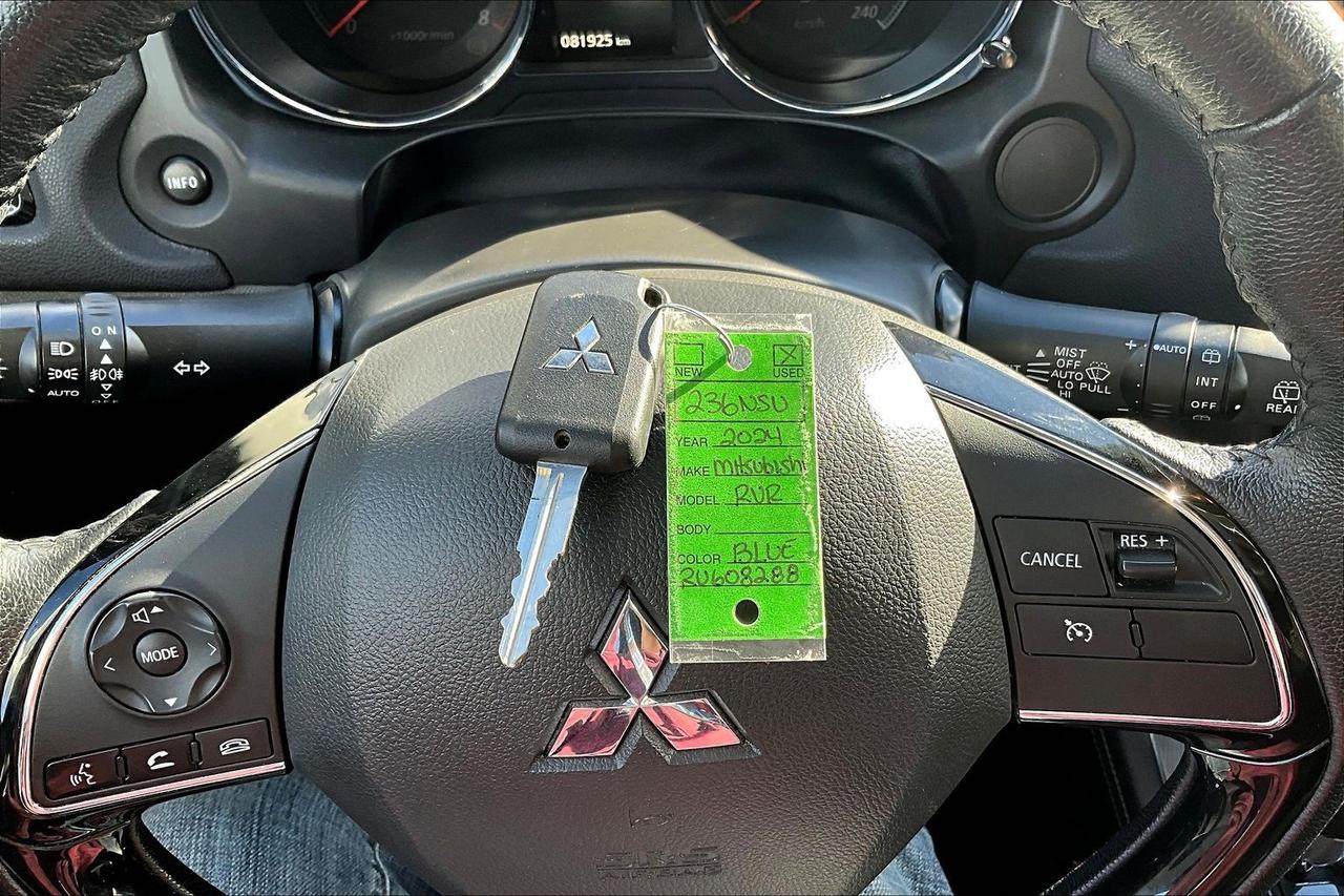 2024 Mitsubishi RVR SE | Backup Cam | Blind Spot | Keyless Start | AWD Photo