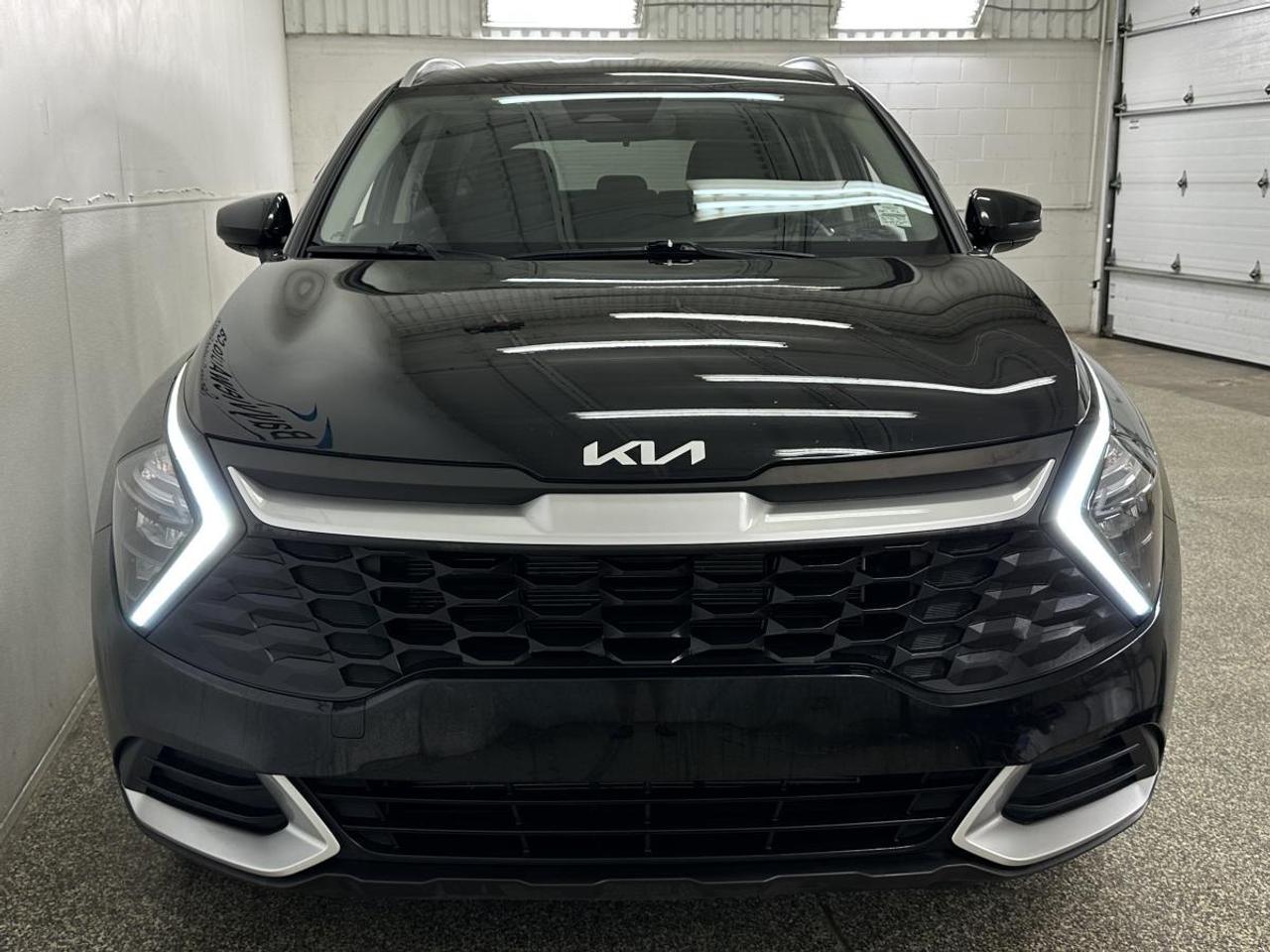 2023 Kia Sportage LX/32KM/OFF 1 OWNER LEASE! Photo