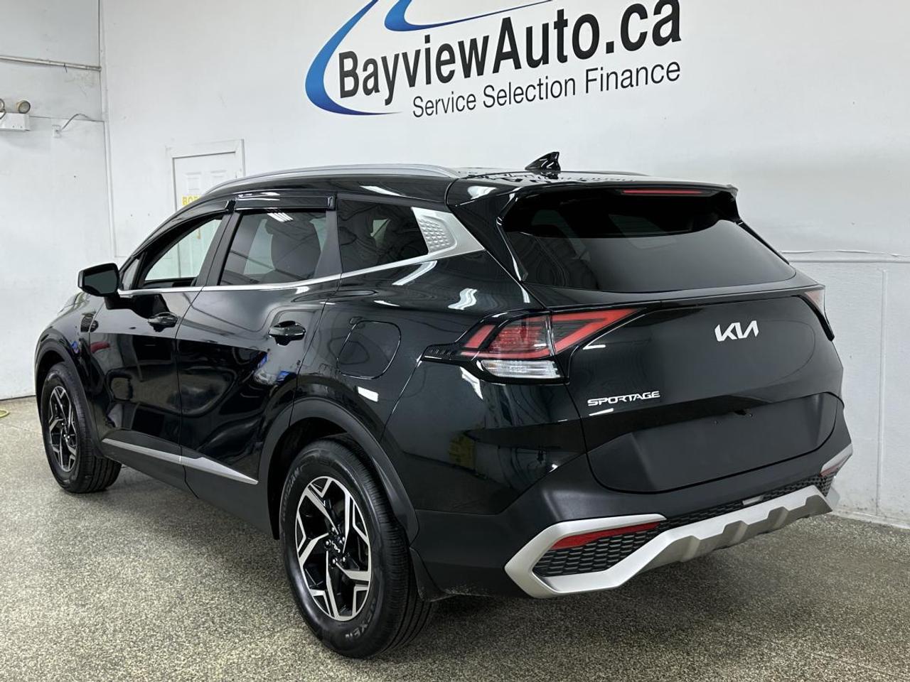 2023 Kia Sportage LX/32KM/OFF 1 OWNER LEASE! Photo