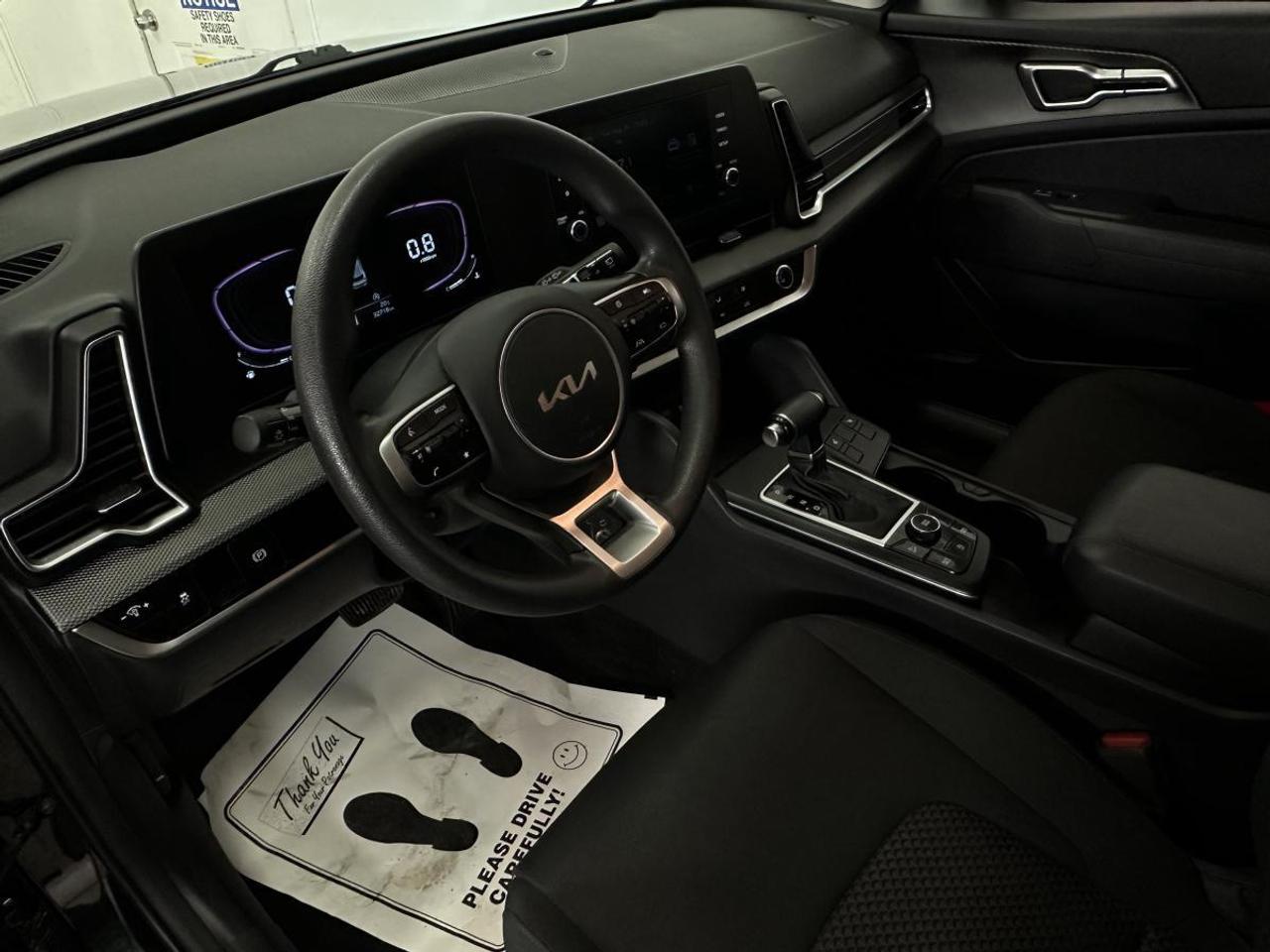 2023 Kia Sportage LX/32KM/OFF 1 OWNER LEASE! Photo