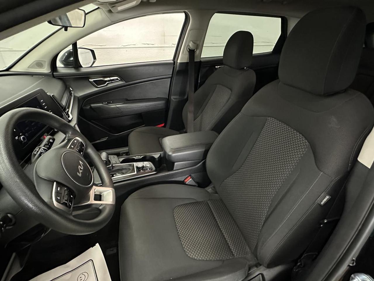 2023 Kia Sportage LX/32KM/OFF 1 OWNER LEASE! Photo
