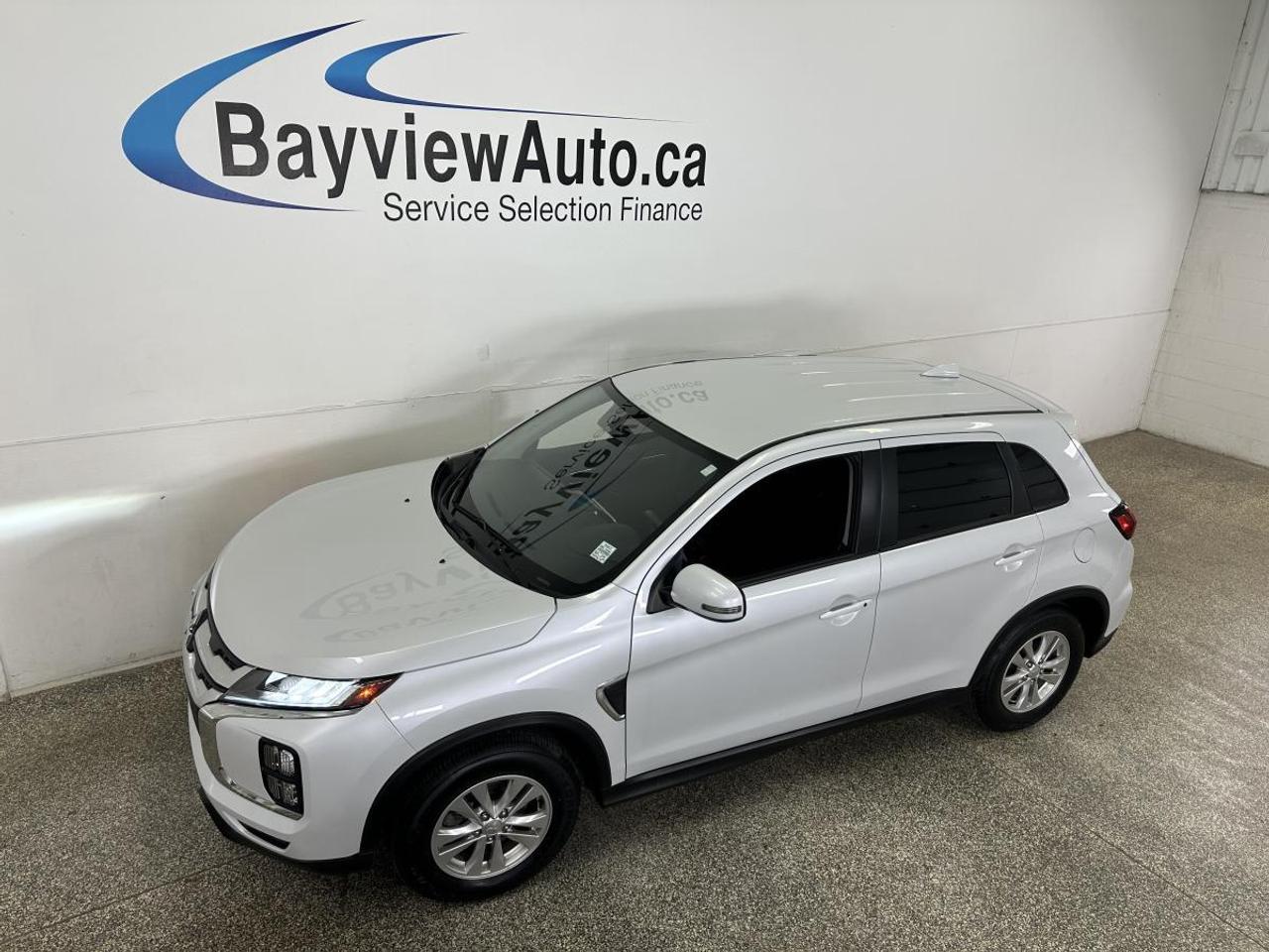 2023 Mitsubishi RVR SE/4WD/44KM/OFF 1 OWNER LEASE! Photo0