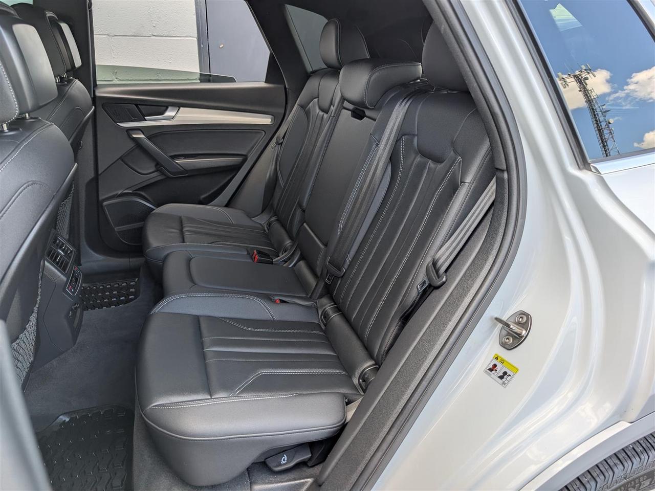 2023 Audi Q5 TECHNIK - S-LINE - PANO ROOF - NAVI - TECH FEATS Photo