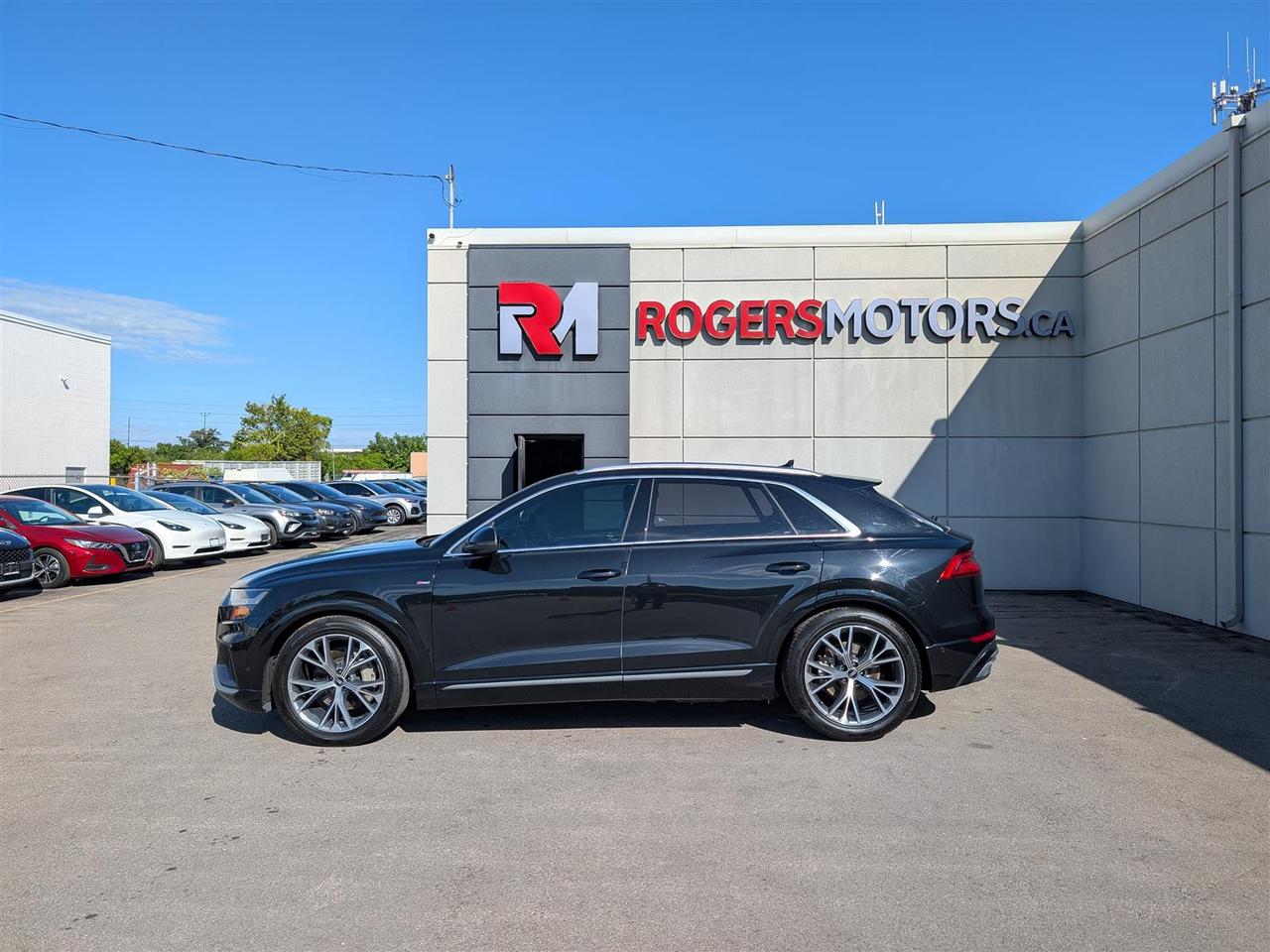 2022 Audi Q8 TECHNIK QTRO - PANO ROOF - NAVI - TECH FEATS Photo