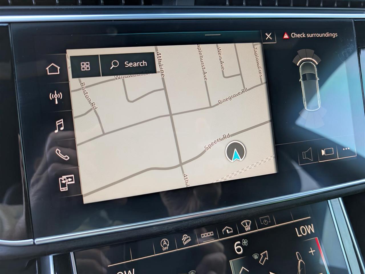 2022 Audi Q8 TECHNIK QTRO - PANO ROOF - NAVI - TECH FEATS Photo