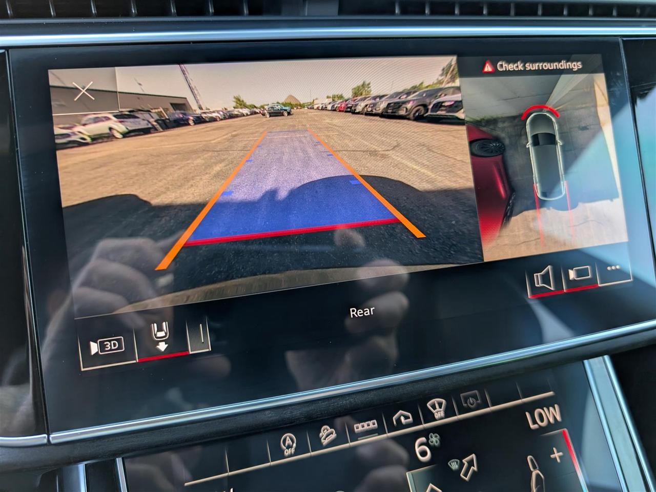 2022 Audi Q8 TECHNIK QTRO - PANO ROOF - NAVI - TECH FEATS Photo